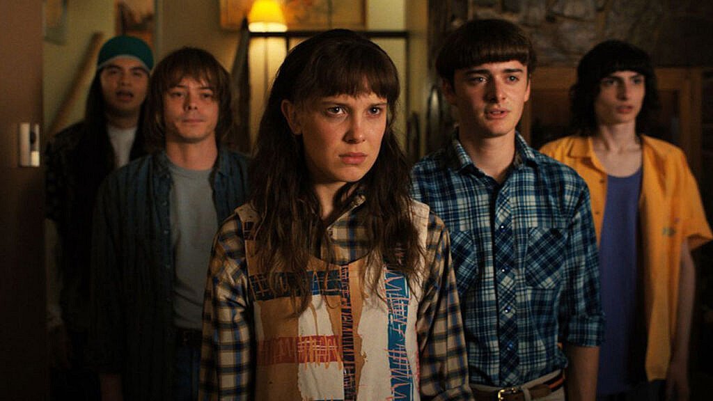 Stranger Things Yapımcısından Yan Dizi Müjdesi! 3